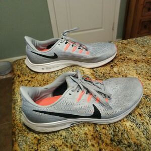 Nike Pegasus Running Shoes 36 Wolf Grey/ Black/ Crimson AQ2203-009 Mens 12